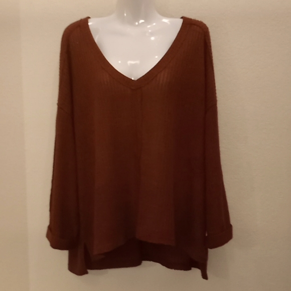 Very J Rust High Low Knit Top - Picture 5 of 12